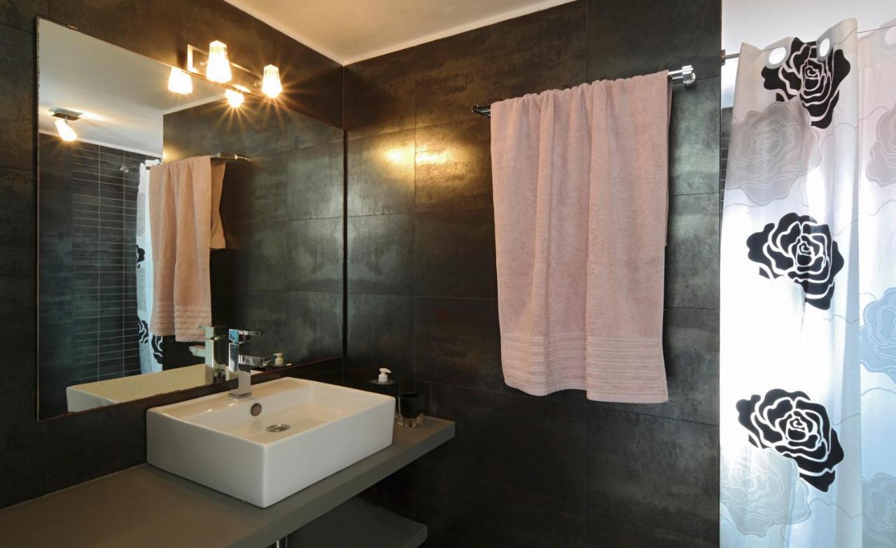 Anima Apartments Folégandros Esterno foto
